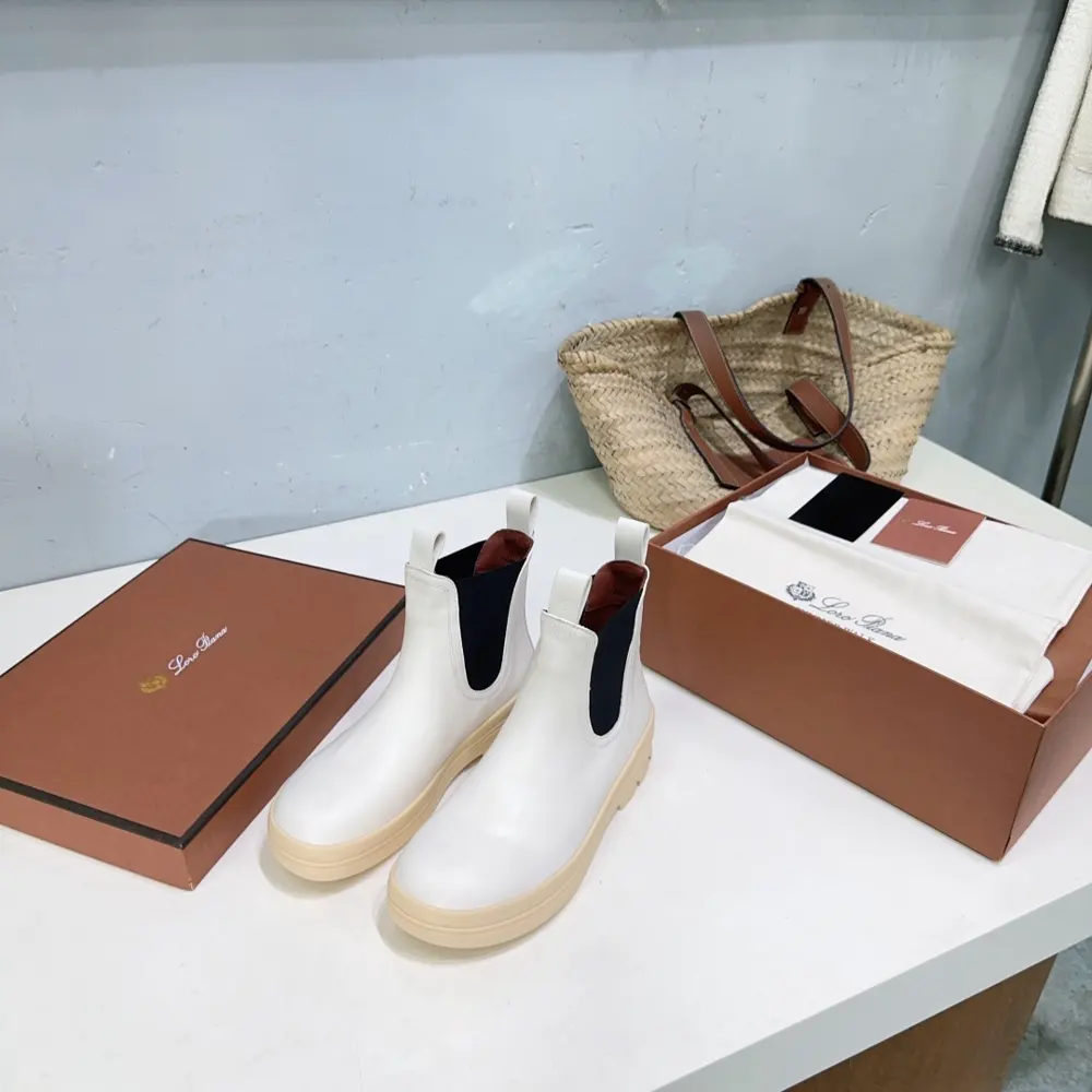 Loro piana Chelsea boots