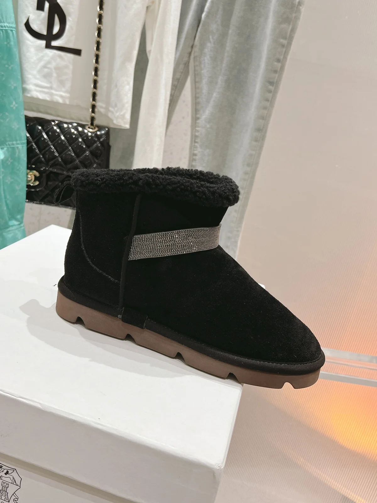 Brunello Cucinelli sheep curly snow boots The latest foreign trade hot-selling model