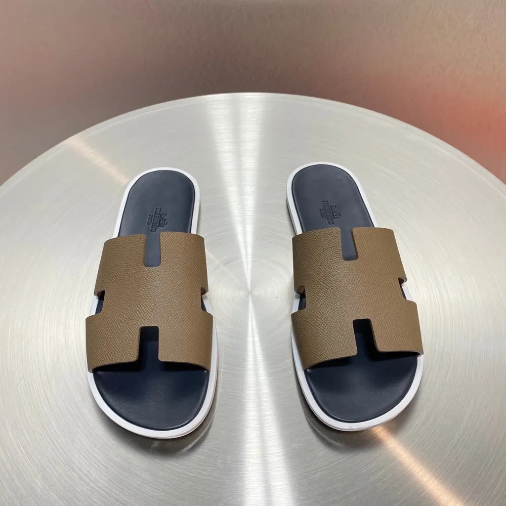 Hermès Classic H Slippers ~ High-end men’s sandals• beach shoes slippers ~ counter