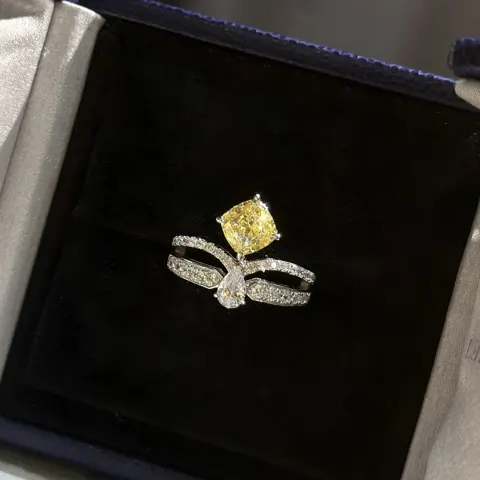 Chaumet Square Yellow Diamond Crown Ring