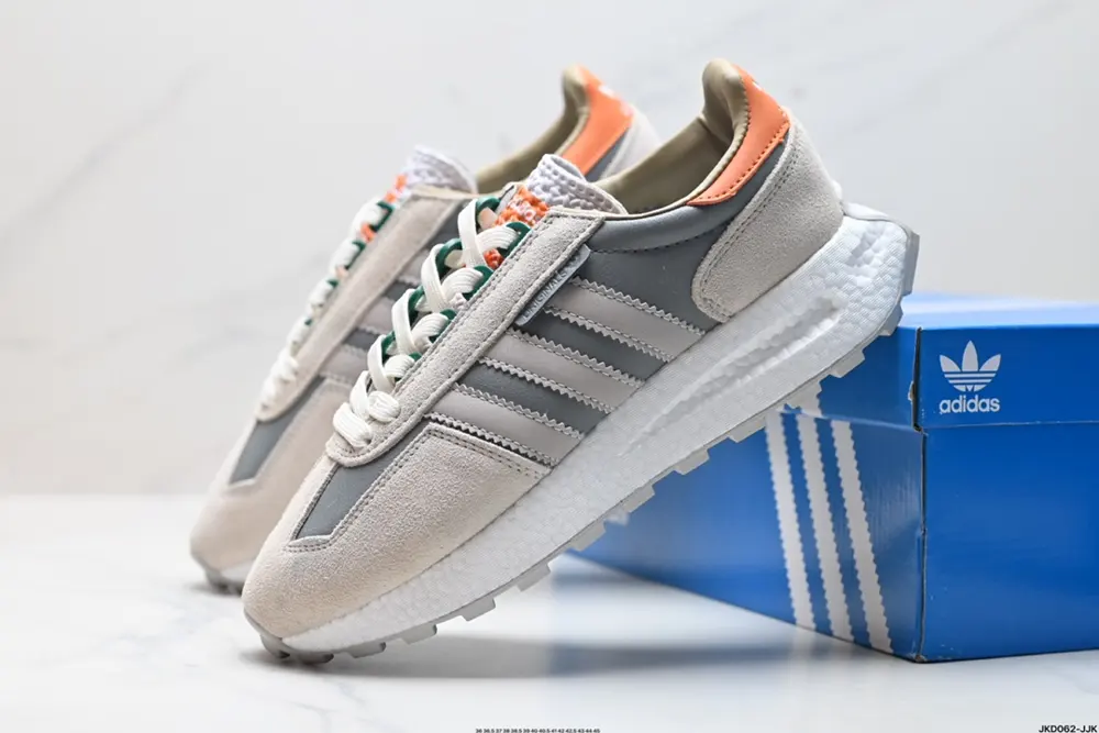 Adidas Retropy E5 W.R.P Clover new sports casual popcorn running shoes The new low-top GY9921