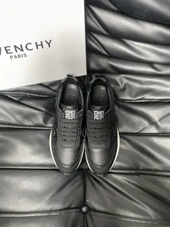 Givenchy casual sneakers