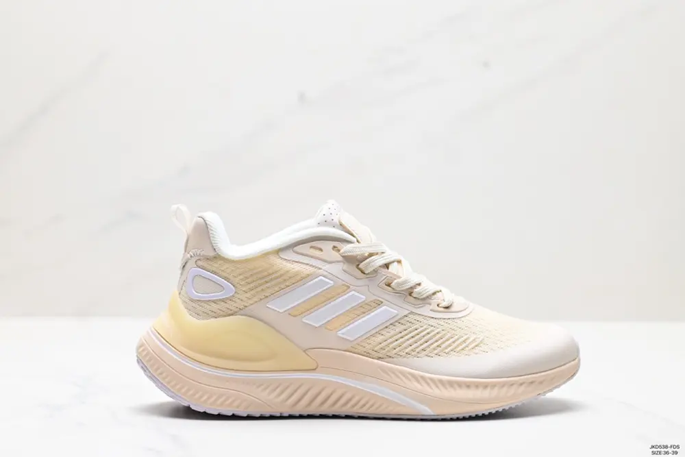 Adidas ALPHAMAGMA training low-top running shoes. Designed to help you achieve your fitness GV7920