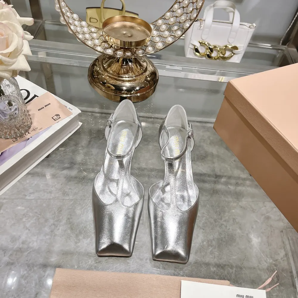 MiuMiu summer new Mary Jane hollow square toe sandals New series new Small thick heel
