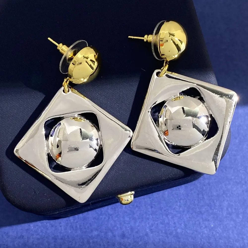 Yves Saint Laurent Metal Glossy Diamond Geometric Earrings
