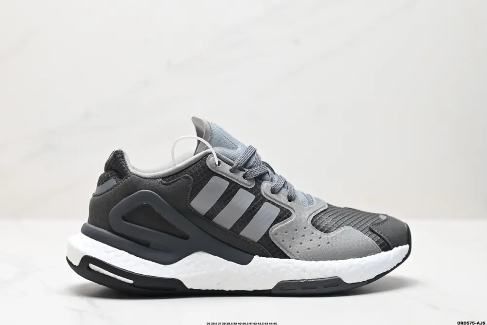 adidas DAY JOGGER Shoes FX5998