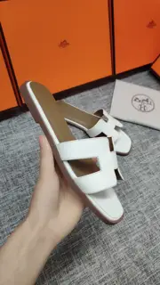 Hermès slippers