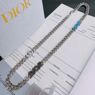 DIOR New Dior necklace Original goods New counter model