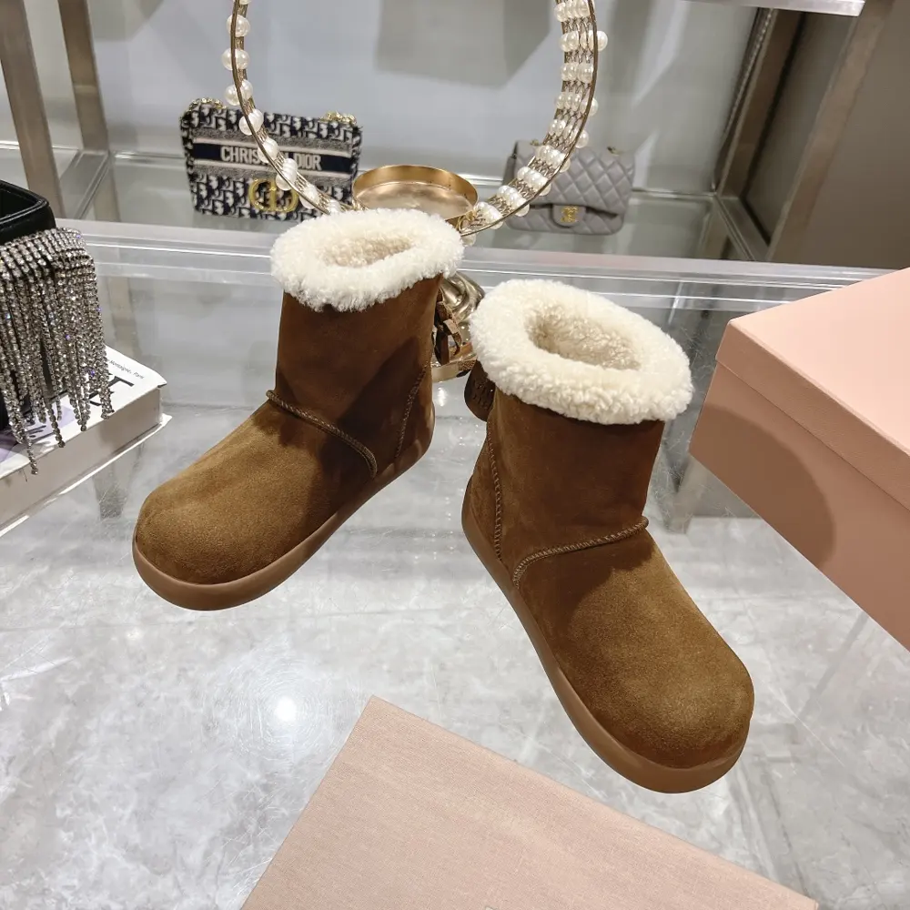 MiuMiu 2024ss autumn and winter catwalk model lace-up wool short boots snow boots furry