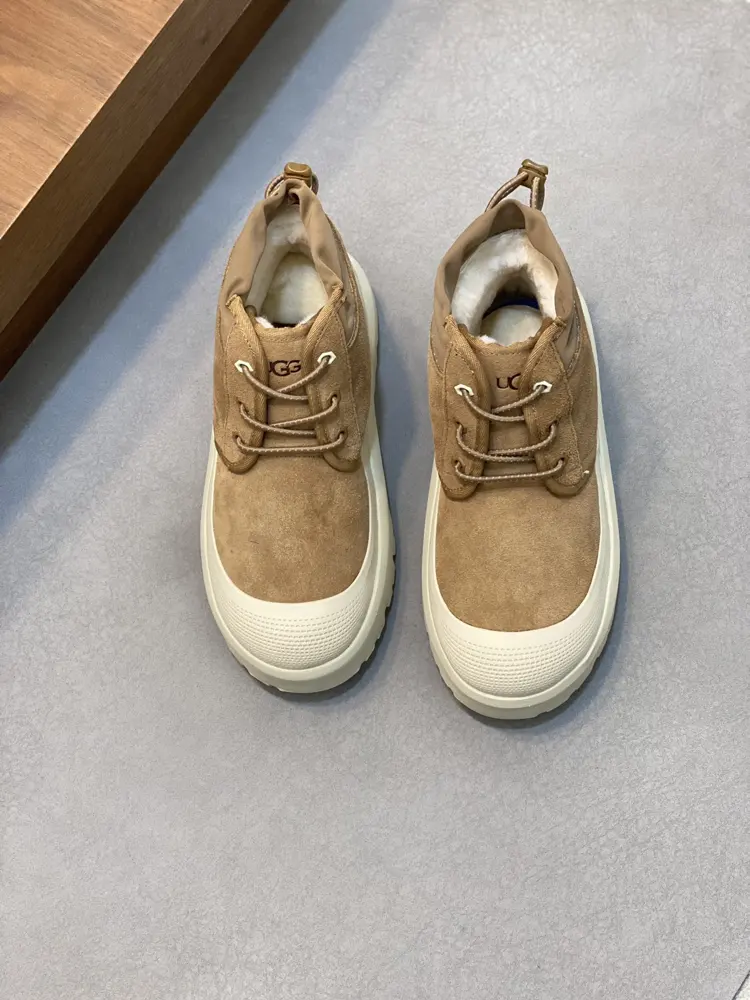 UGG couple style Tasman low-top snow boots