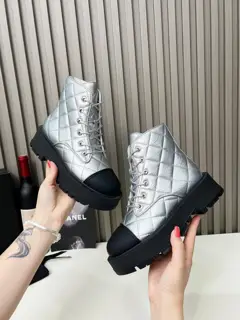 Chanel ankle boots adopt Chanel electric show diamond style