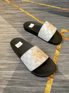 Gucci couple flip flops