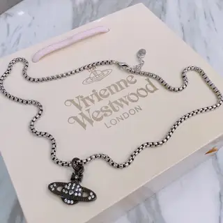 Vivienne Westwood Classic Large Saturn Necklace
