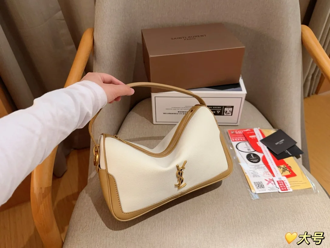 Yves Saint Laurent Bag