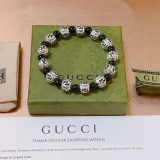 Gucci Luxury bracelets for men and women. The latest full-bead bracelets are of a higher