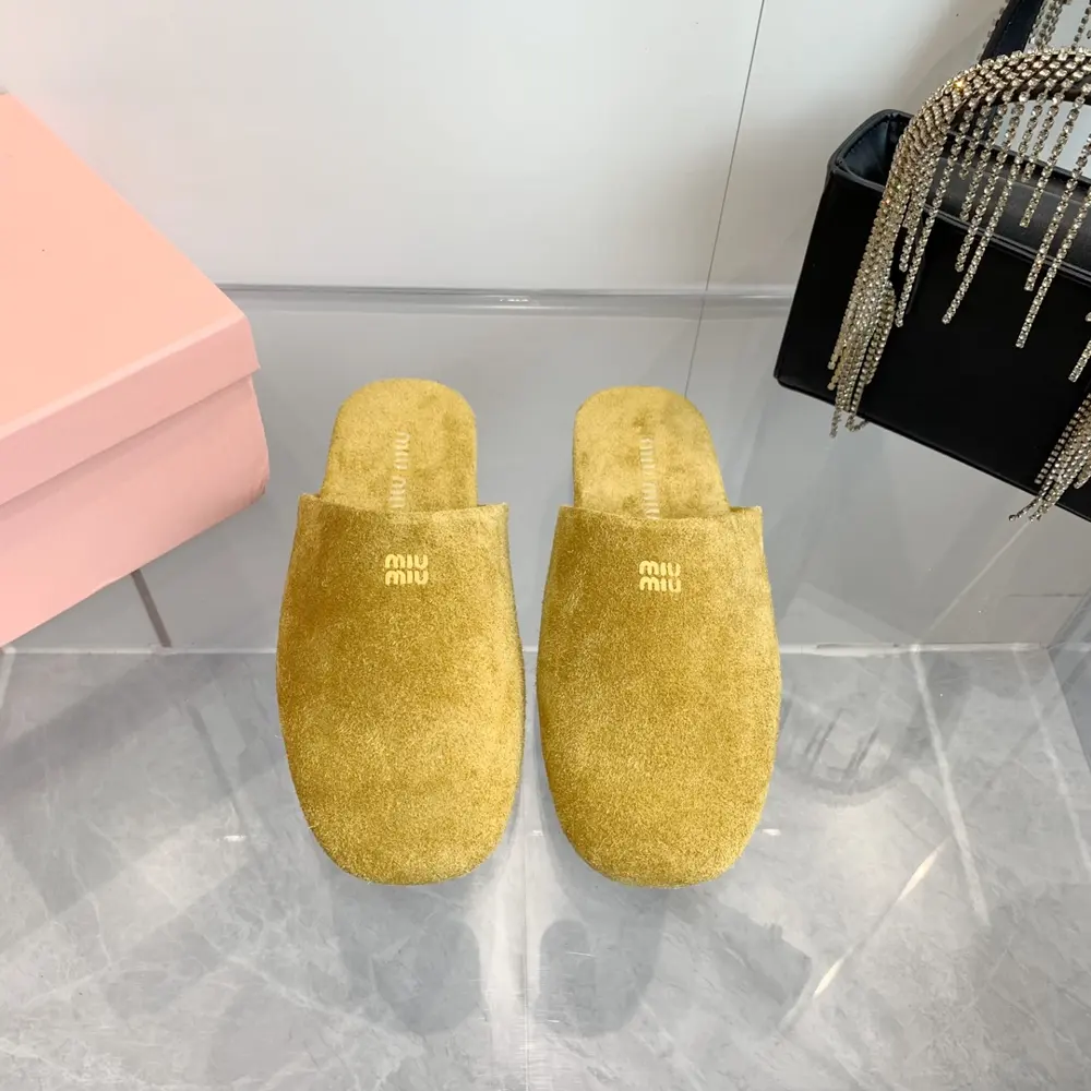 Miu Miu Miu Mules Slippers Closed Toe Lambskin Half Slippers Zp Development Original
