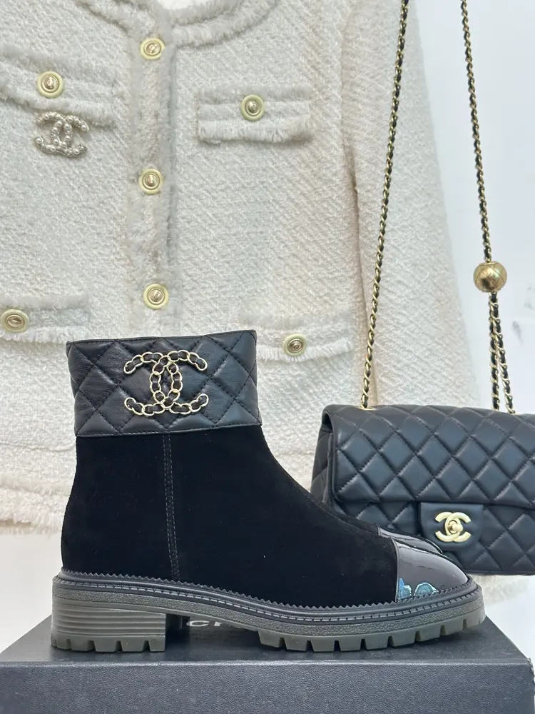 Chanel Paris catwalk diamond block heel boots series