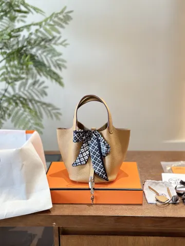 Hermès Bag