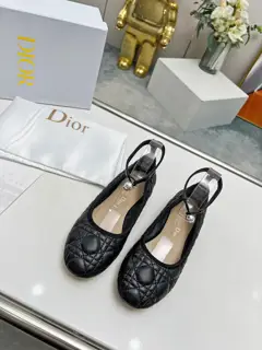 Dior pearl single shoes new product