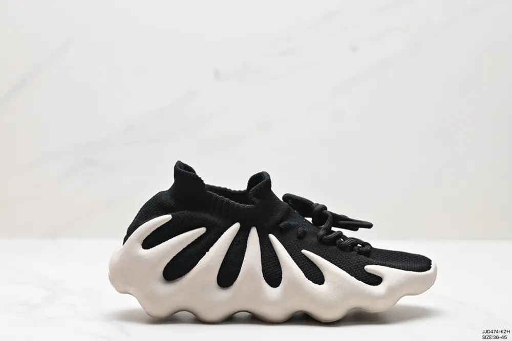 Adidas Yeezy 450 Kanye West and Justin Bieber’s same style woven socks shoes. This series GY5370