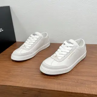 Chanel leather casual sneakers