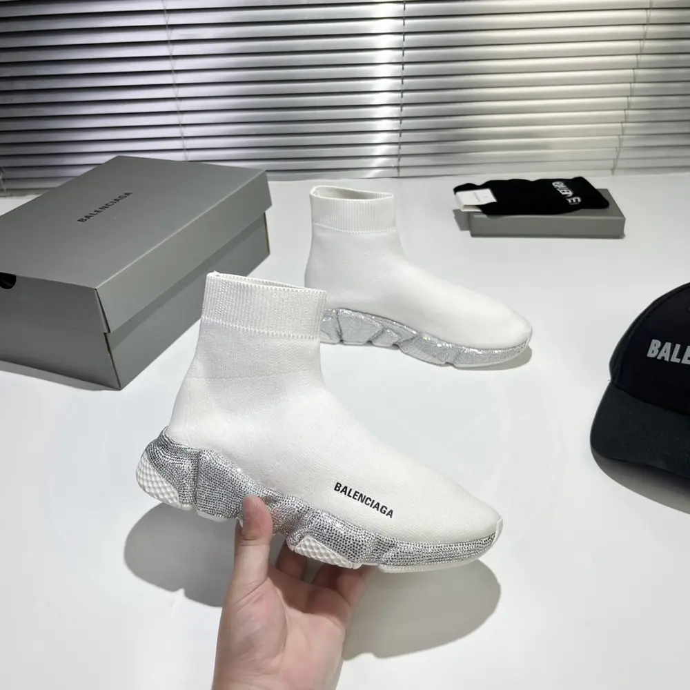 Balenciaga Glitter single shoes are launched globally Instagram