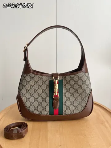Gucci Jackie