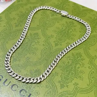 The latest Gucci necklace with full diamond chain is of higher grade and is the same as the
