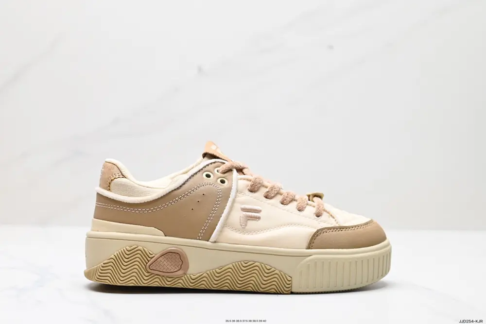 FILA FUSION Fila trendy brand STACK women’s shoes sneakers new trendy casual shoes