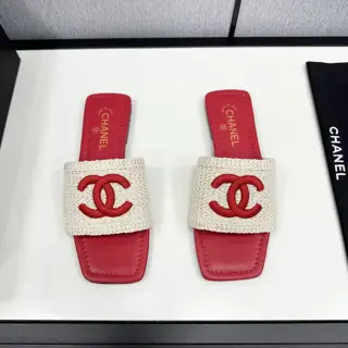 Chanel slippers original mold hardware buckle Top version purchasing level Upper
