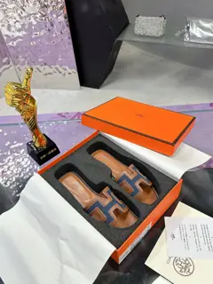 Hermès H slippers