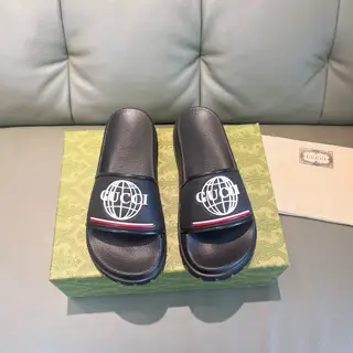 Gucci beach sandals flip flops