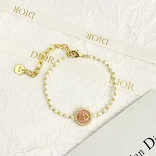 Dior bracelet hot-selling models are hot and new