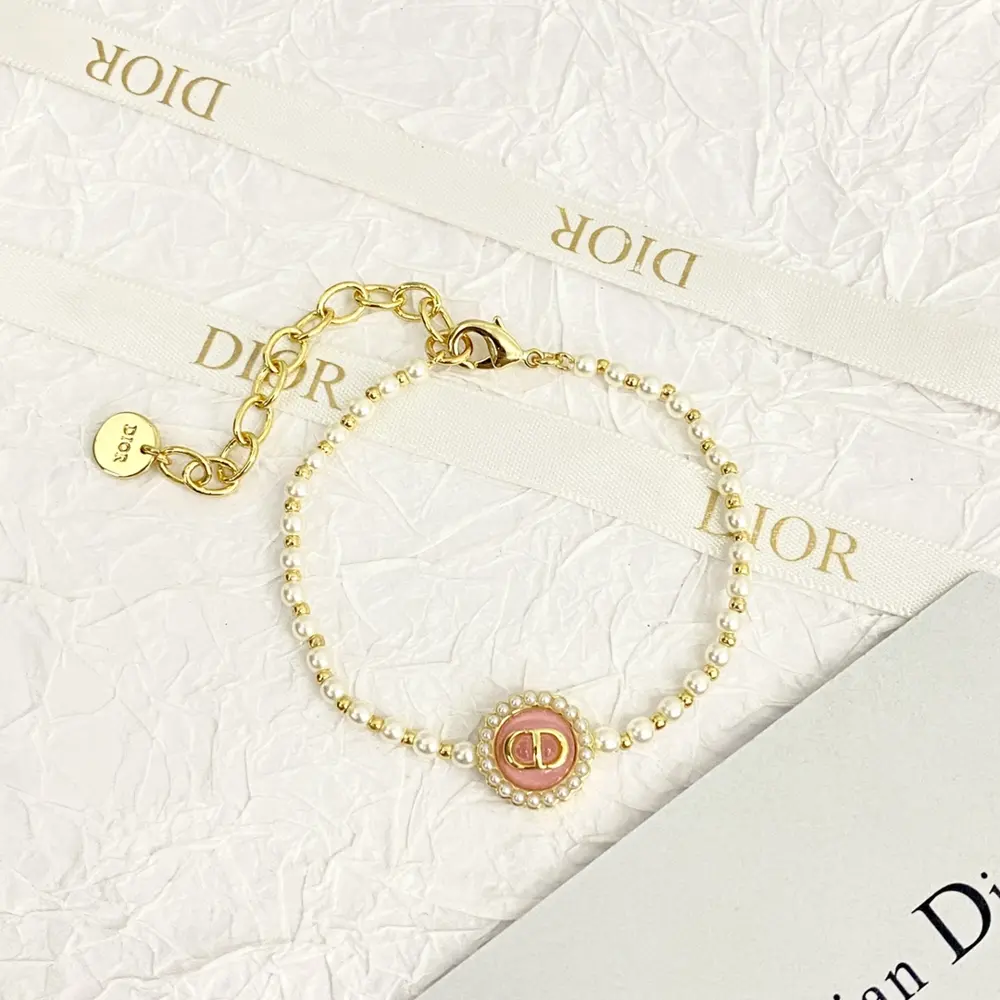 Dior bracelet hot-selling models are hot and new