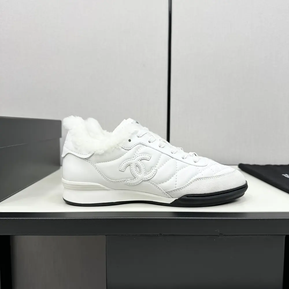 Chanel casual sneakers
