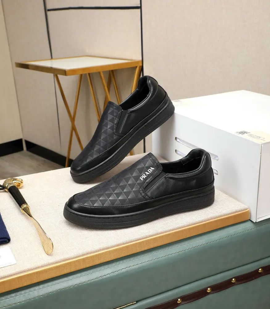 Prada casual shoes upper imported high-quality calfskin