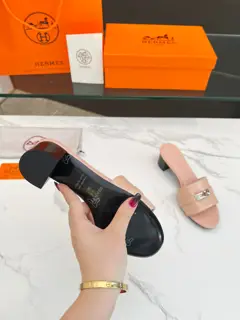 Top product Hermes high-heeled slippers
