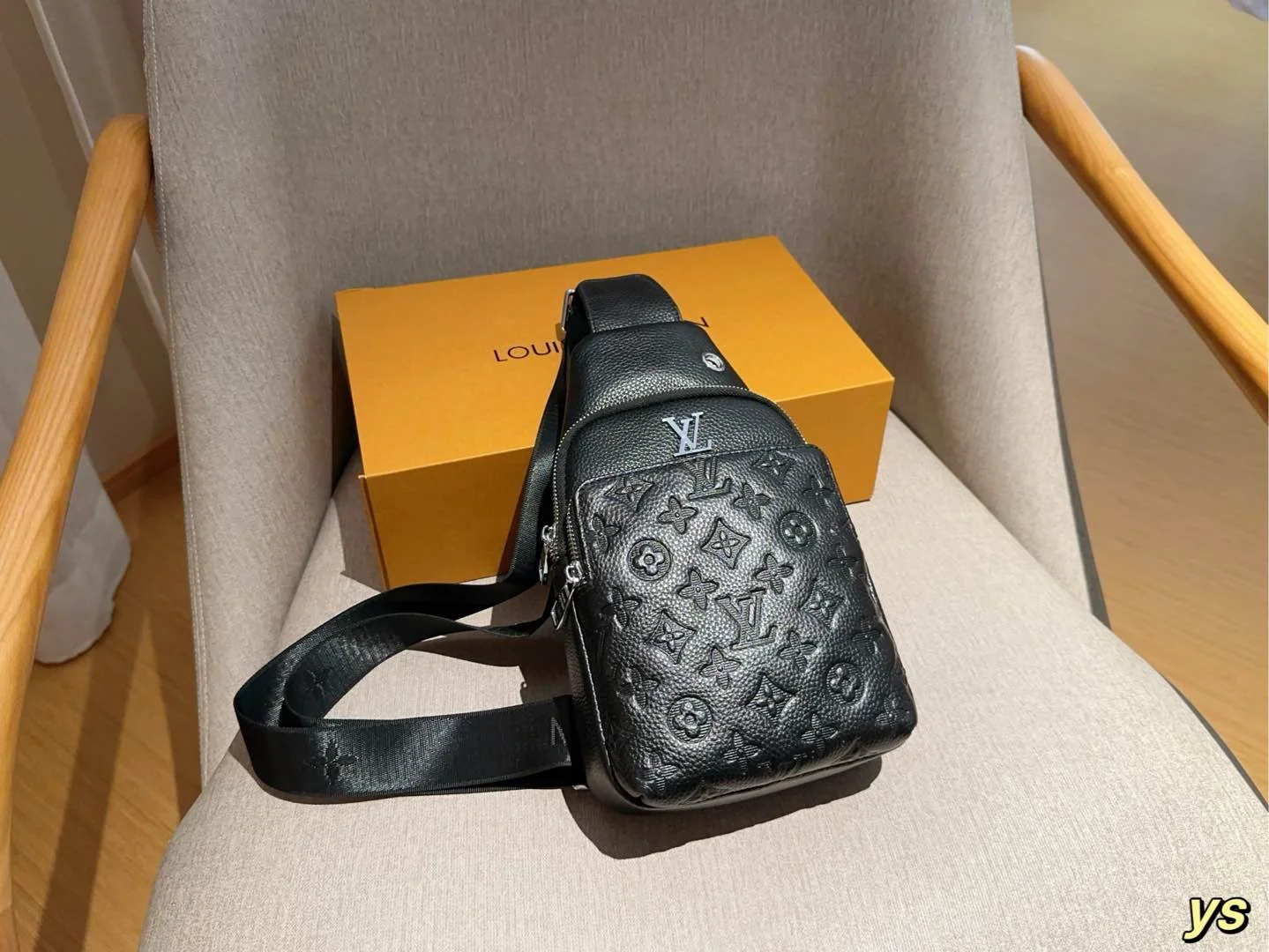 Louis Vuitton Crossbody