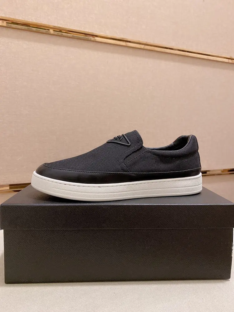 Prada casual fashion men’s shoes