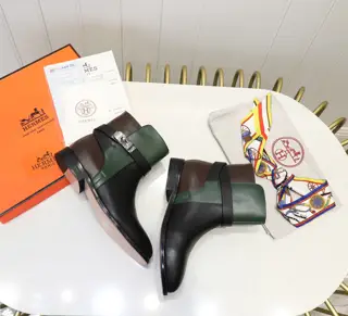 Hermès classic buckle flat boots