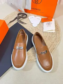Hermès Kelly buckle casual loafer slip-on shoes are now available
