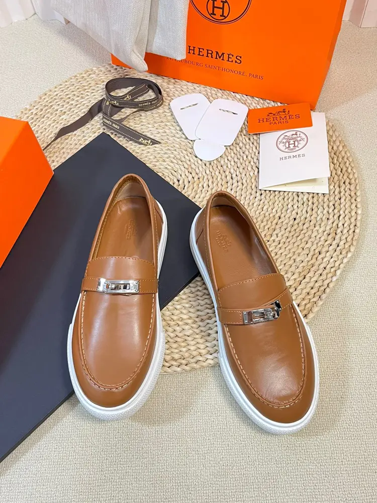 Hermès Kelly buckle casual loafer slip-on shoes are now available