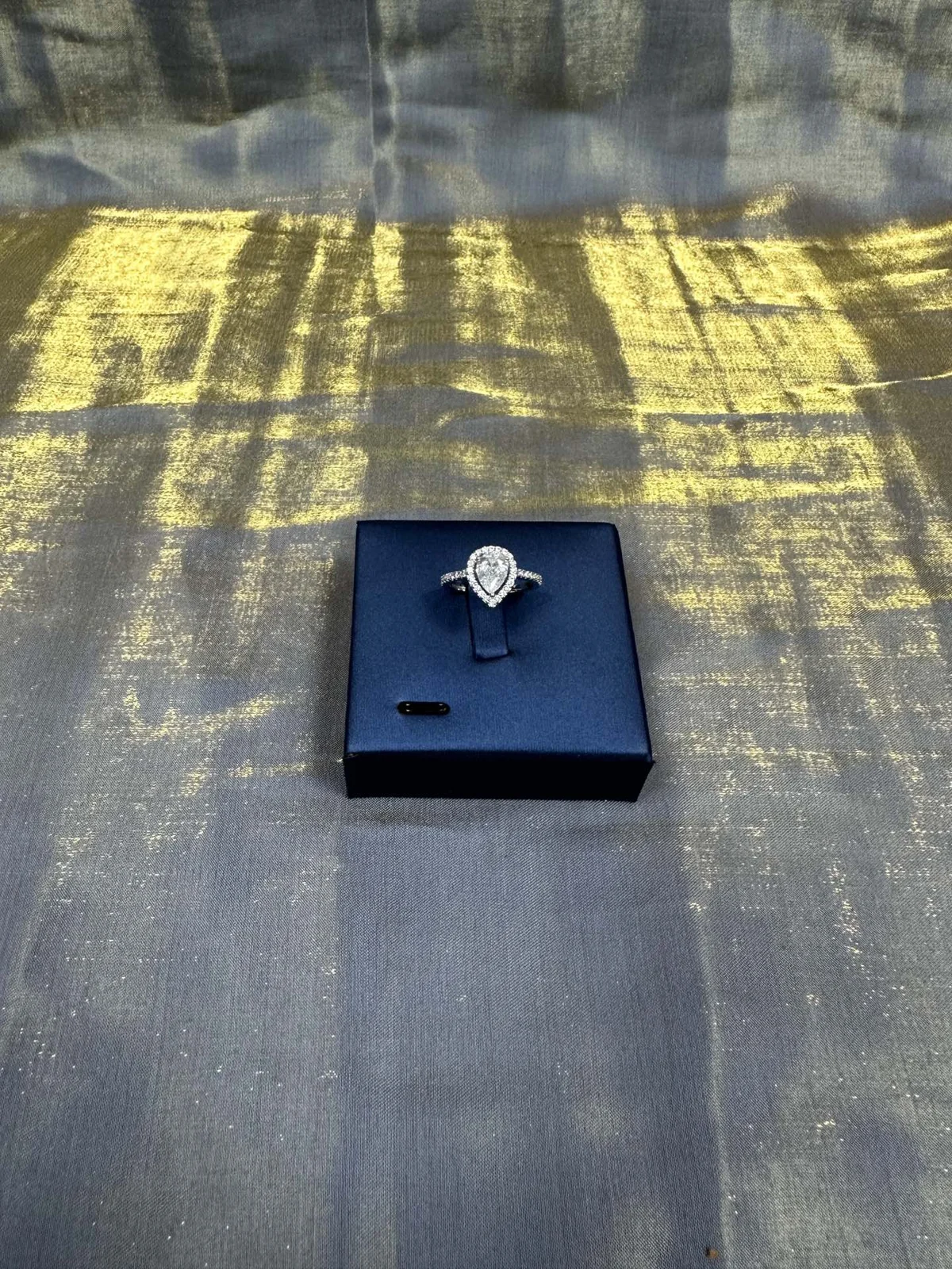 APM Monaco pear-shaped zircon ring for women