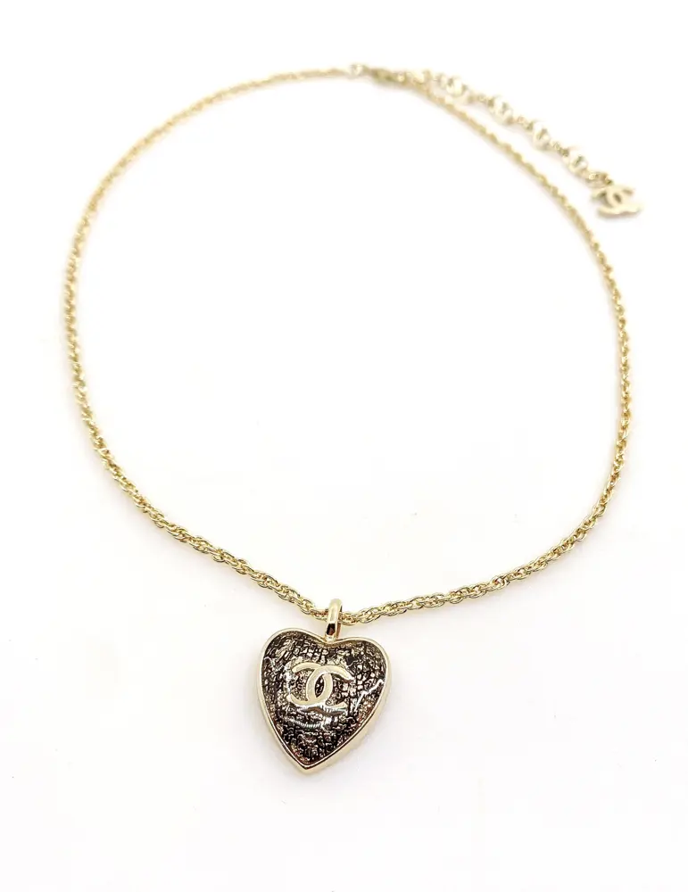 Chanel light gold heart necklace