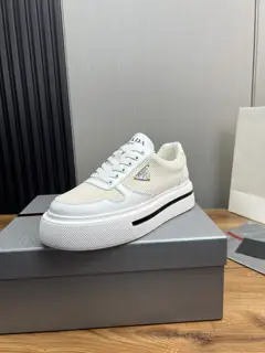 Prada casual sneakers