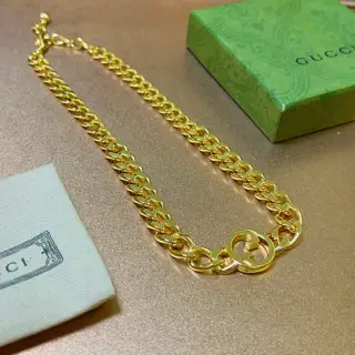 GucciThe latest Gucci necklace with a higher grade chain