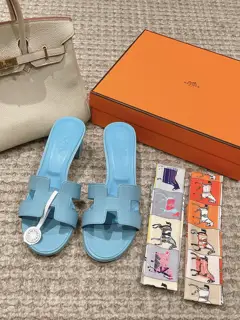Hermes Palm print Heels