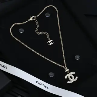 Chanel full diamond double c beautiful Chopard snake bone chain necklace