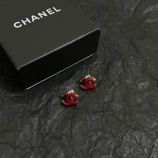 Chanel second-hand earrings