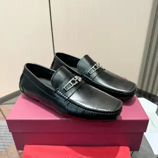 Salvatore Ferragamo casual slip-on shoes with open-edge beads and cowhide lining